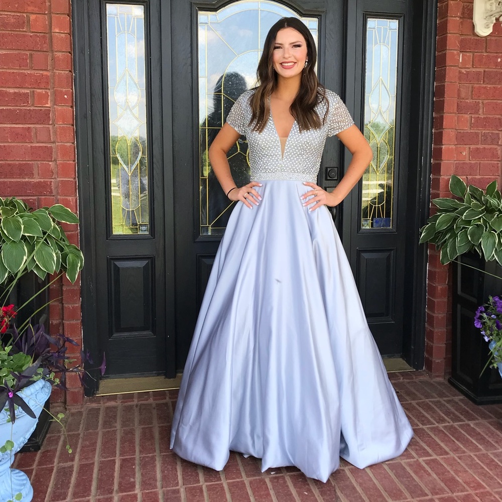 Sherri Hill Style# 51819- Silver-Size 6